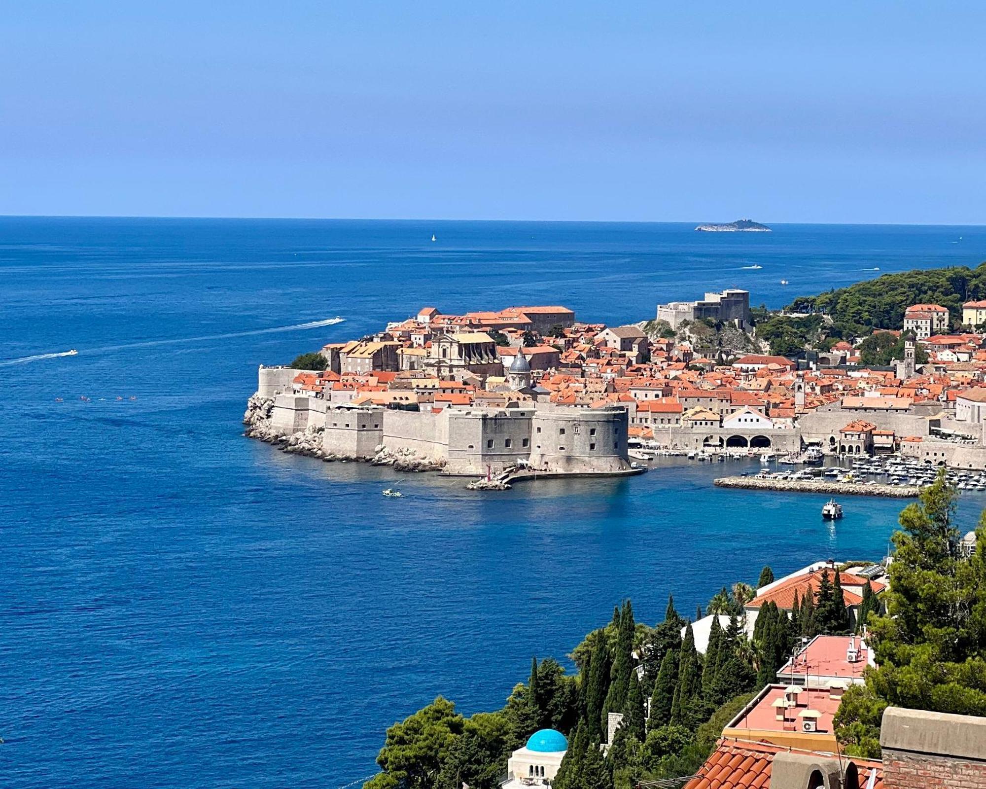 Three Bedroom Apartment With Old Town View - Orlanda'S Apartment Dubrovnik Exterior photo