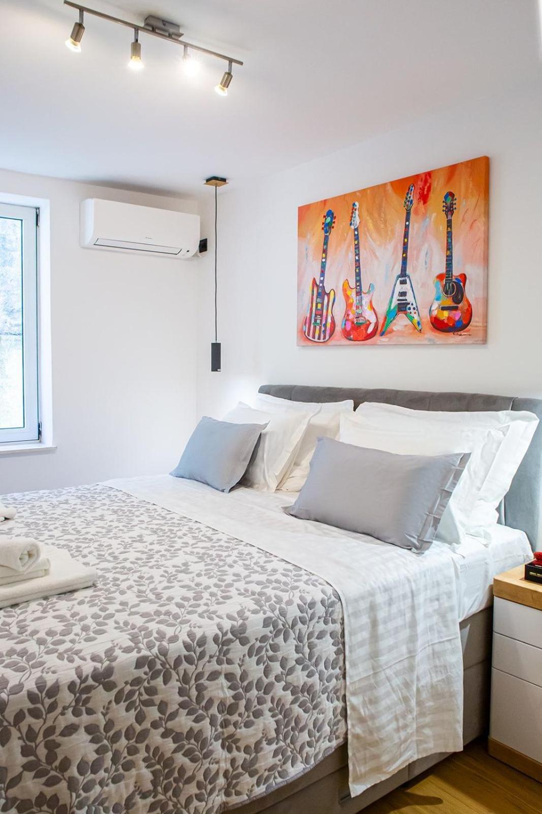 Three Bedroom Apartment With Old Town View - Orlanda'S Apartment Dubrovnik Exterior photo