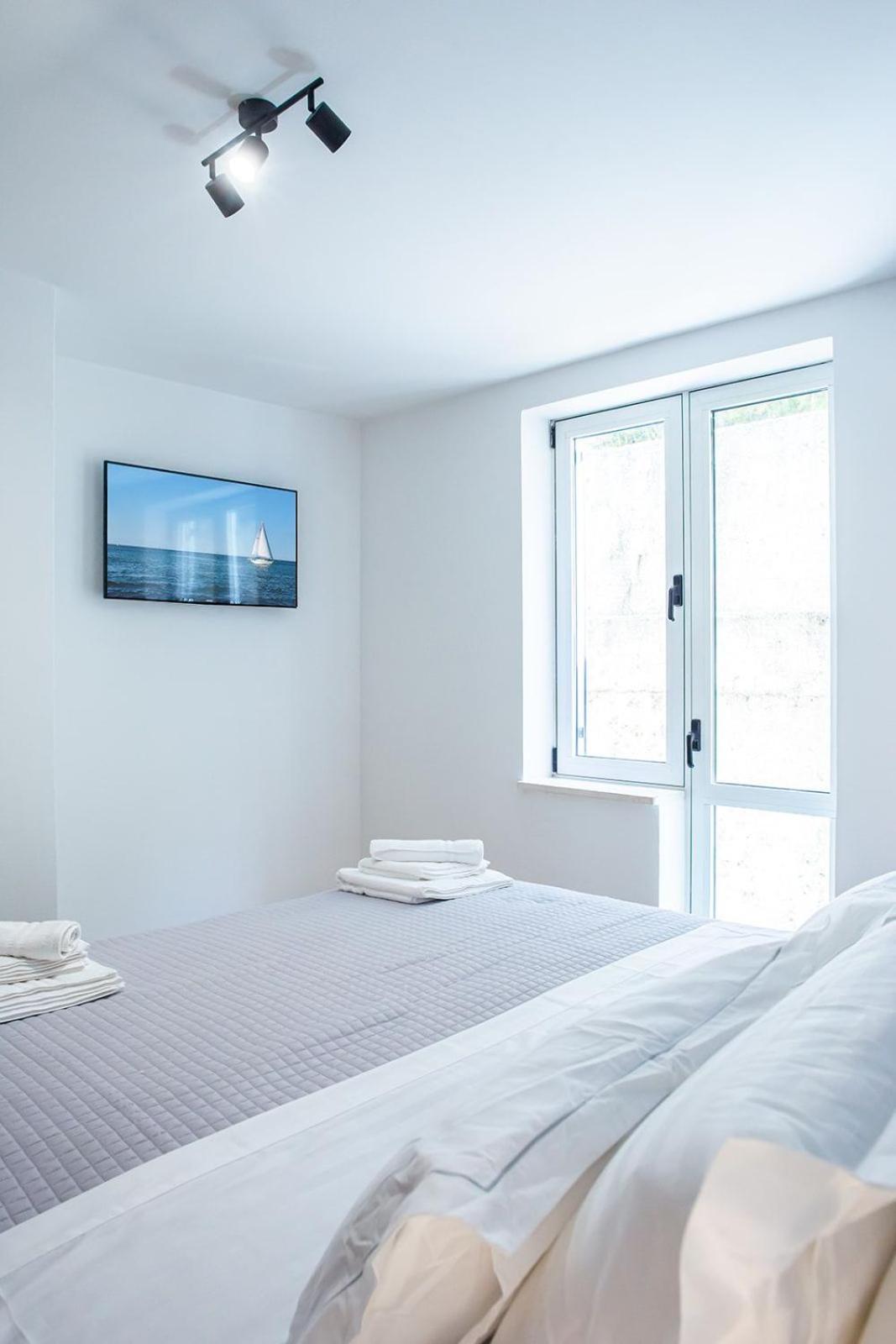 Three Bedroom Apartment With Old Town View - Orlanda'S Apartment Dubrovnik Exterior photo
